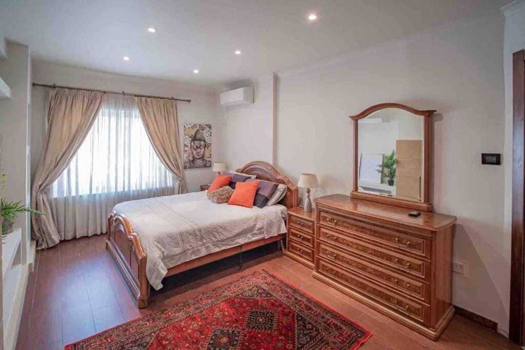 Pembroke St Julians Luxury, Comfort, Location Ngoại thất bức ảnh